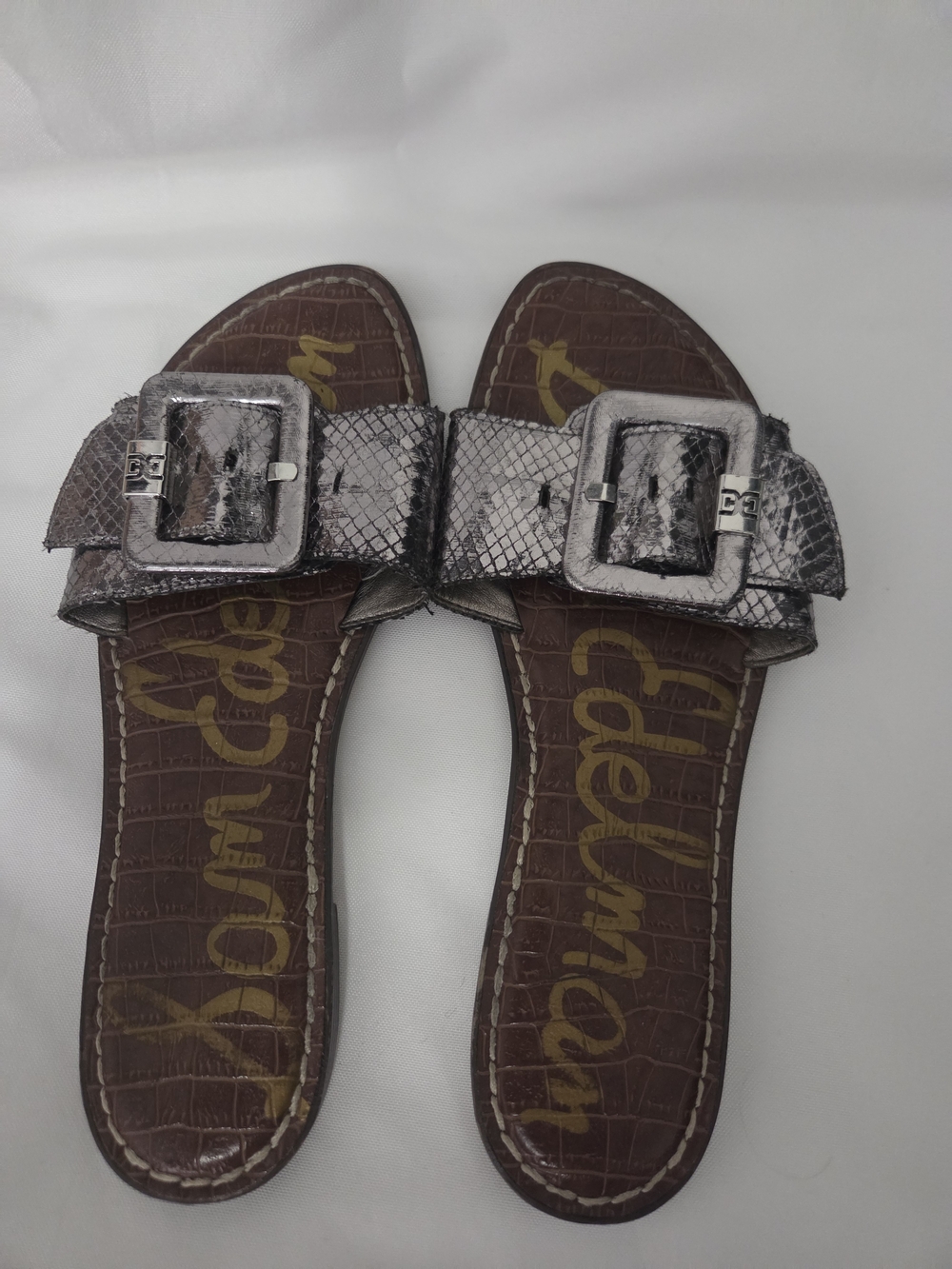 Sam Edelman Metallic Gray Snake-Print Buckle Slide Sandals - Picture 2 of 3